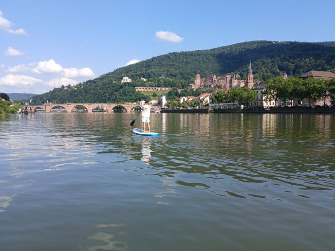 **Erlebe SUP Paddling auf dem Neckar in Heidelberg!**