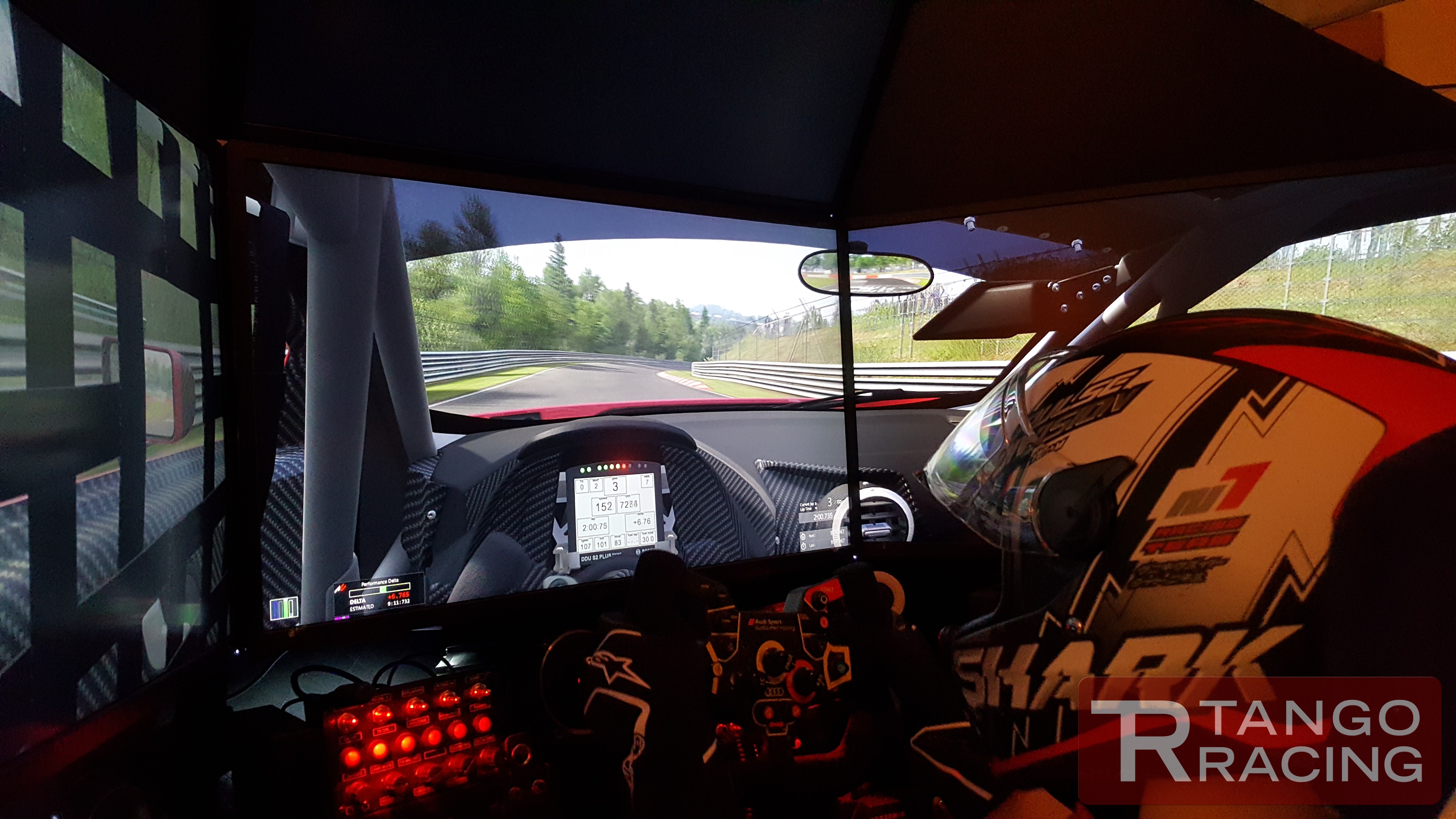 TANGO RACING Motorsport Rennsimulator für GT-/Tourenwagen - Fahrzeit 30 Min. inkl. Instruktor