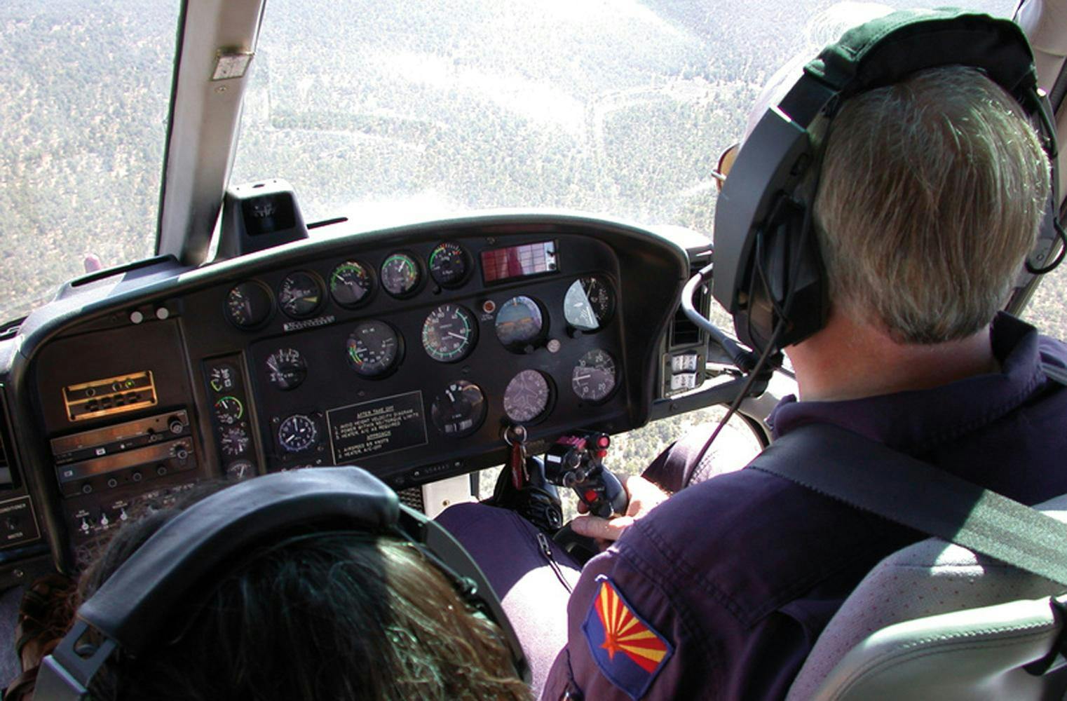 Als Pilot einen Hubschrauber selber fliegen | ca. 35 Minuten