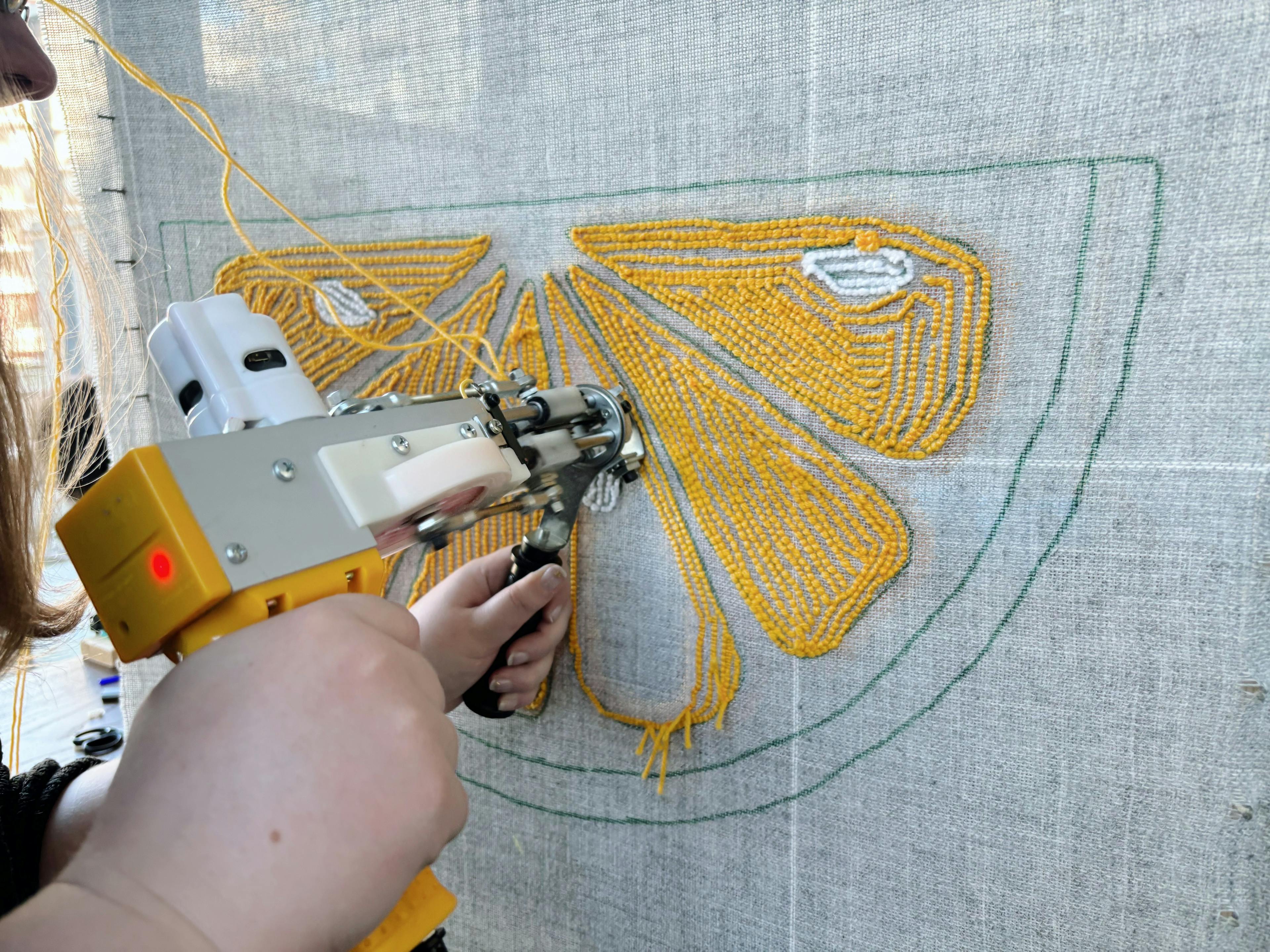 Tufting Workshop auf einem 70x70cm Rahmen mit eigenem Motiv im Atelier Fleck