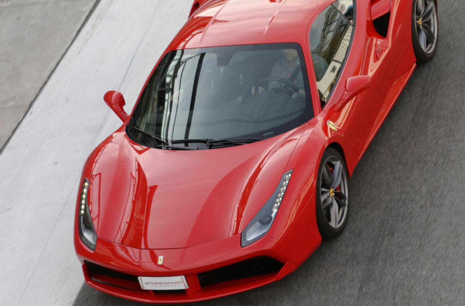 Rennstreckentraining im Ferrari 458 | 2 Runden mit 570 PS