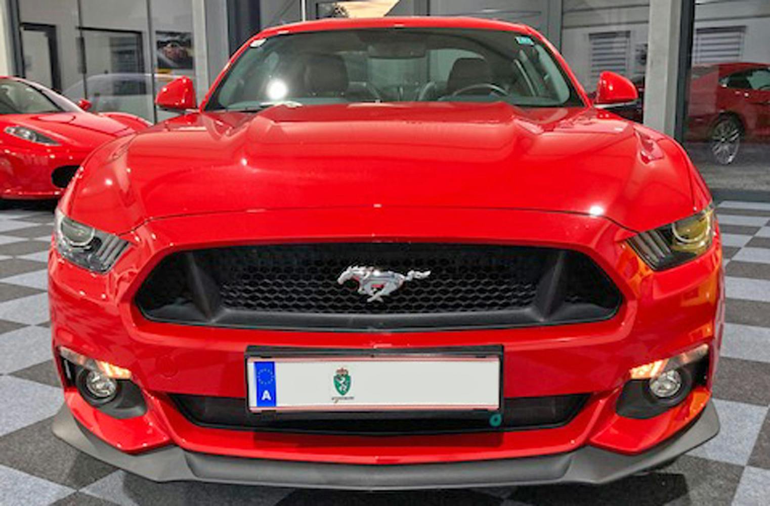 Ford Mustang GT V8 mieten | US-Legende mit 421 PS | 1 Tag