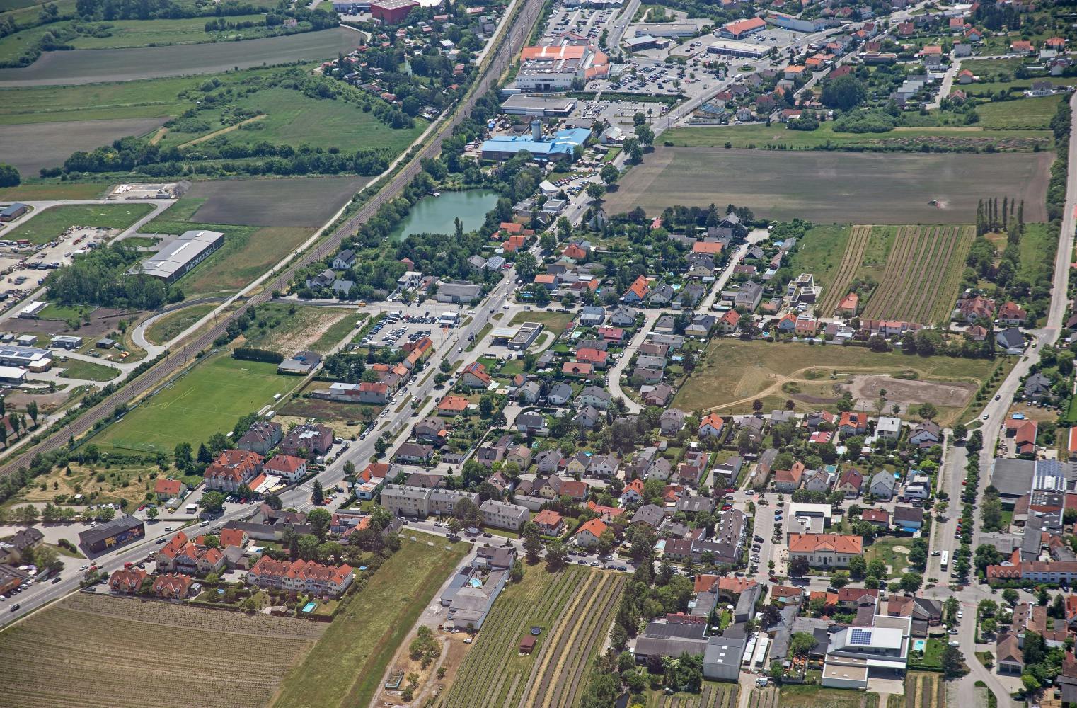 Hubschrauberflug | Rundflug südliches Wien | 20 Minuten