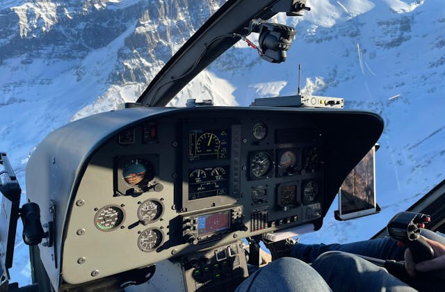 Helikopter Rundflug zu den berühmten Schweizer Bergspitzen