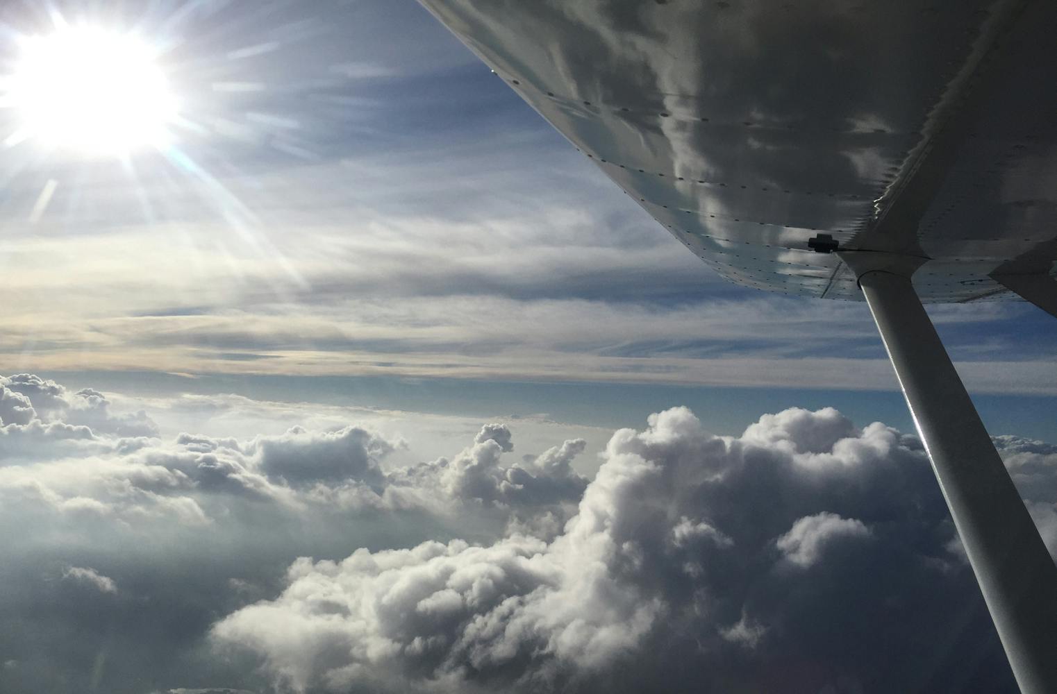 Höhenflug mit Sportflugzeug | 3000 Meter Höhe | 60 Min. Flug