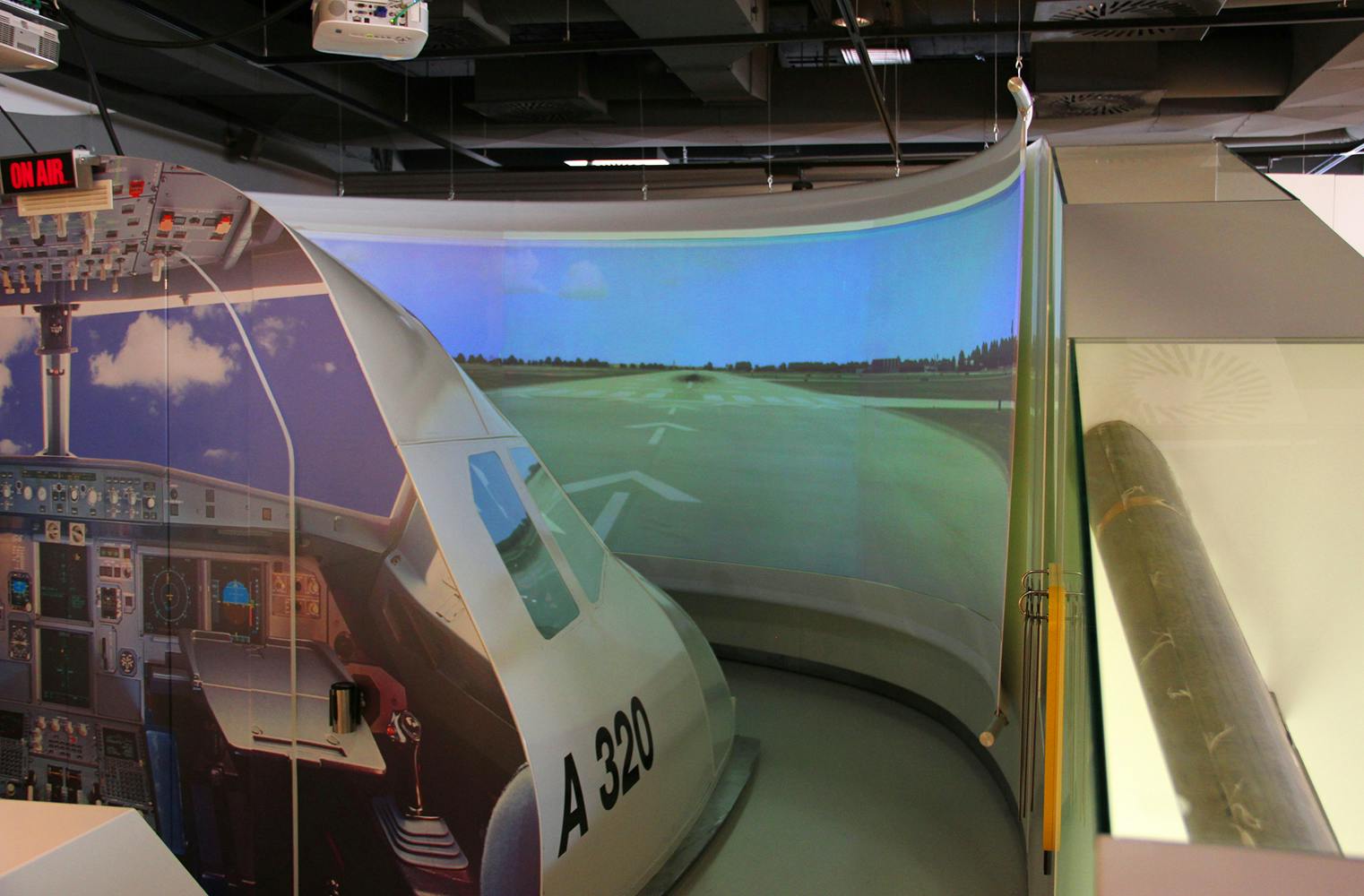 Pilot im Airbus A320 | der Traum vom Fliegen im Simulator