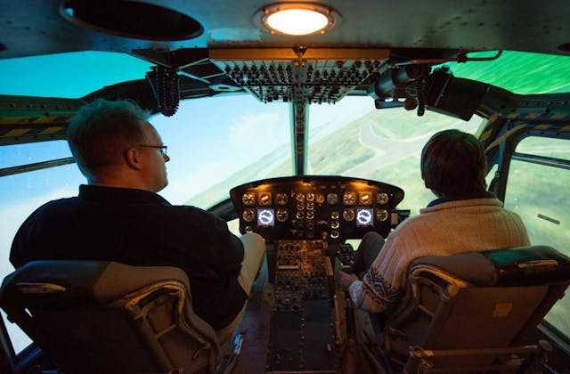 Pilot im Hubschrauber | 120 Min. Flug im Simulator