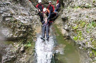 Canyoning Einsteigertour | Spaß und Abenteuer im Wildbach