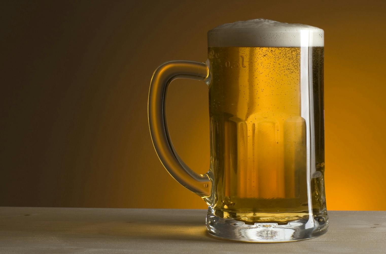 Eigenes Bier brauen | deftiger Imbiss und Freibier