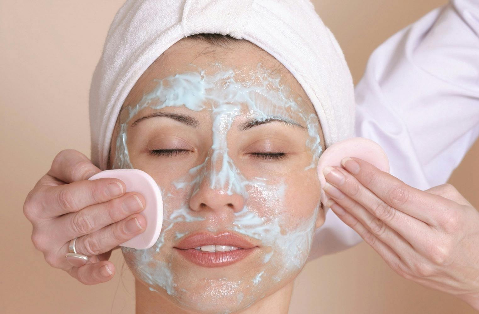 Beauty Paket für SIE | Gesichtsbehandlung und Massage
