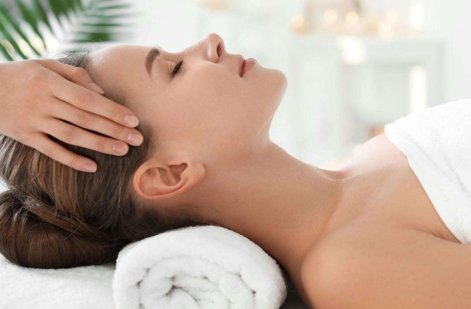 30 Minuten Aromaöl-Massage | Teilkörper Massage für Frauen
