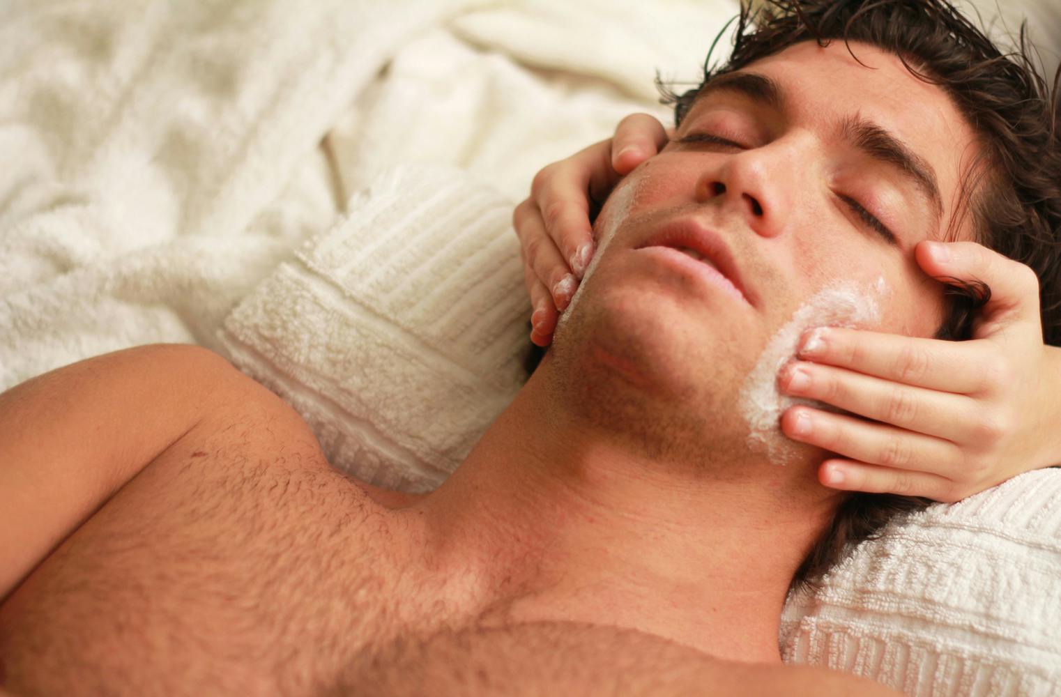 Wellness Paket für IHN | Gesichtsbehandlung und Massage